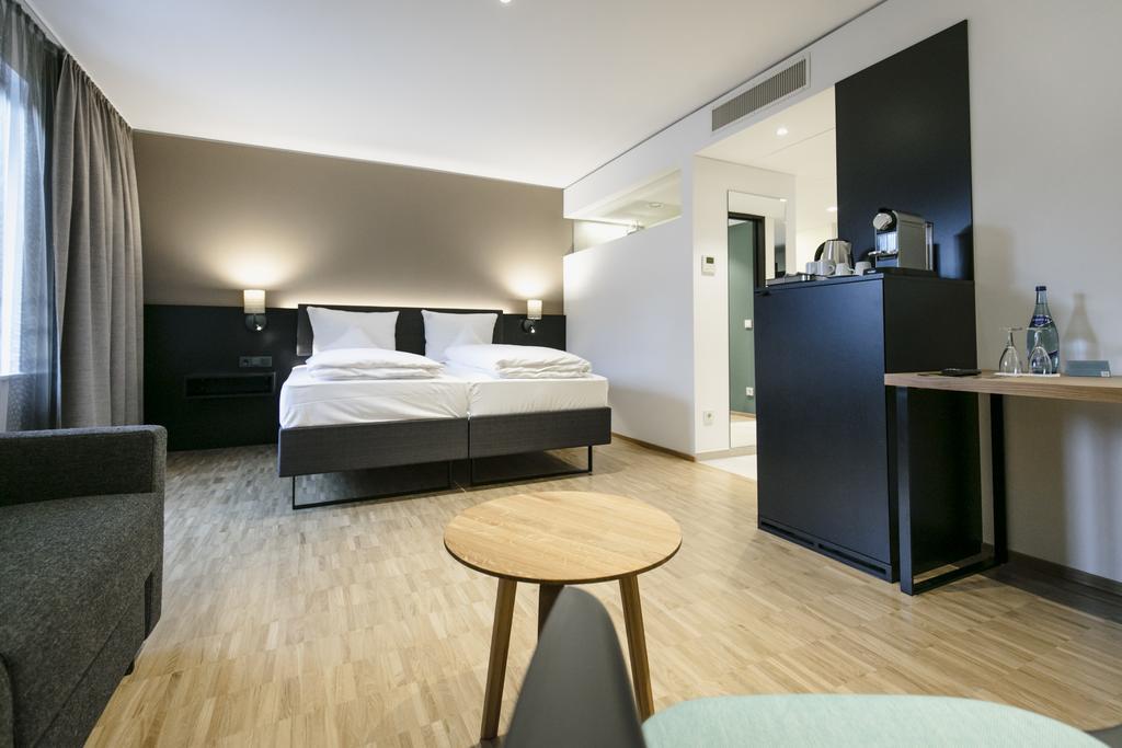 Montfort - Das Hotel フェルトキルヒ エクステリア 写真
